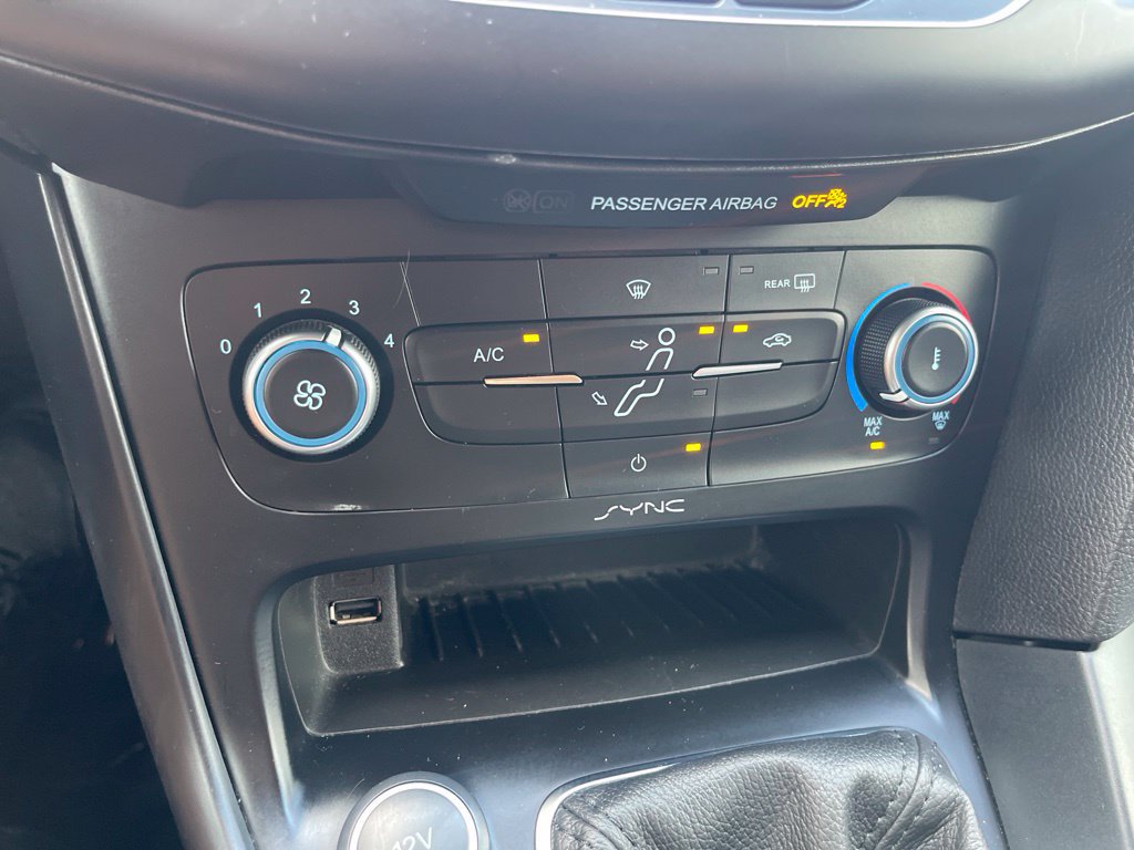 Used 2015 Ford Focus ST FWD image 22
