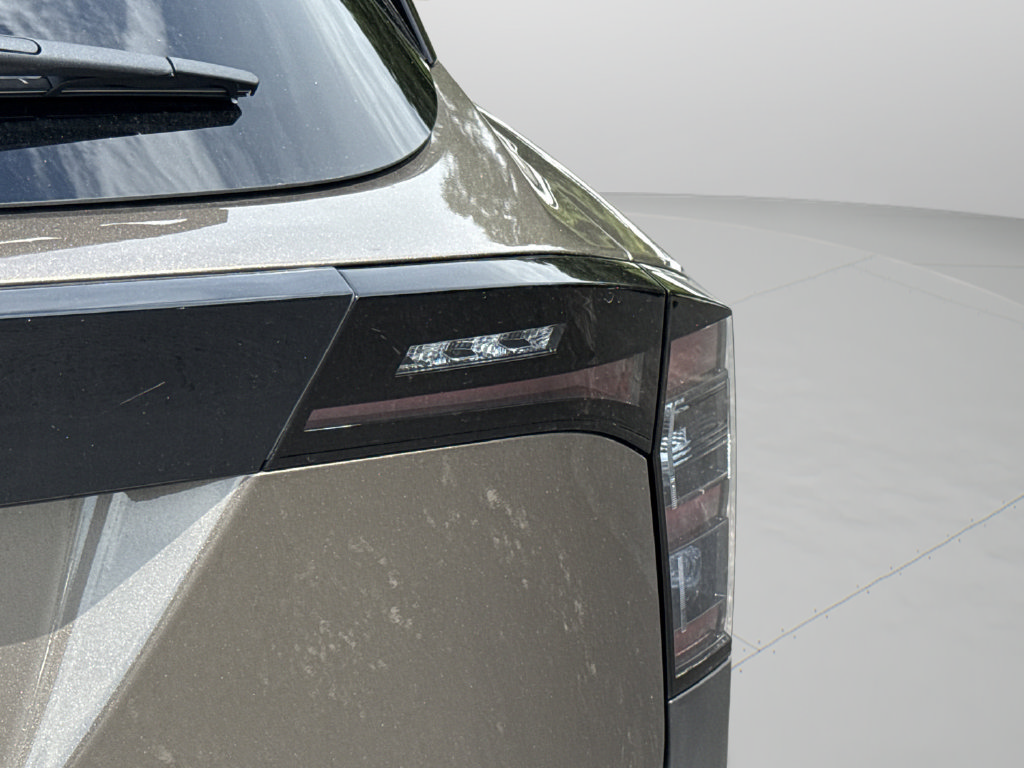 New 2026 Nissan Kicks SR w/ SR Premium Package FWD image 45