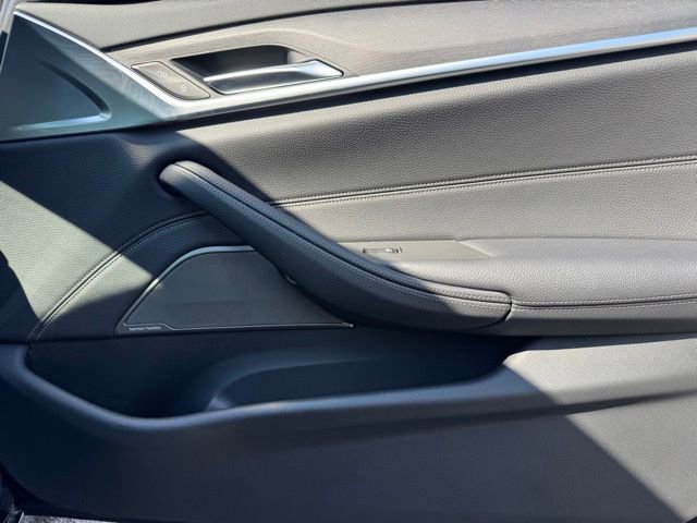Certified 2023 BMW 540i xDrive w/ Premium Package image 29