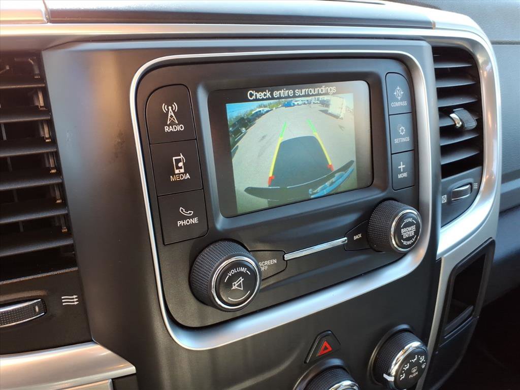 Used 2020 RAM 1500 Classic SLT image 28