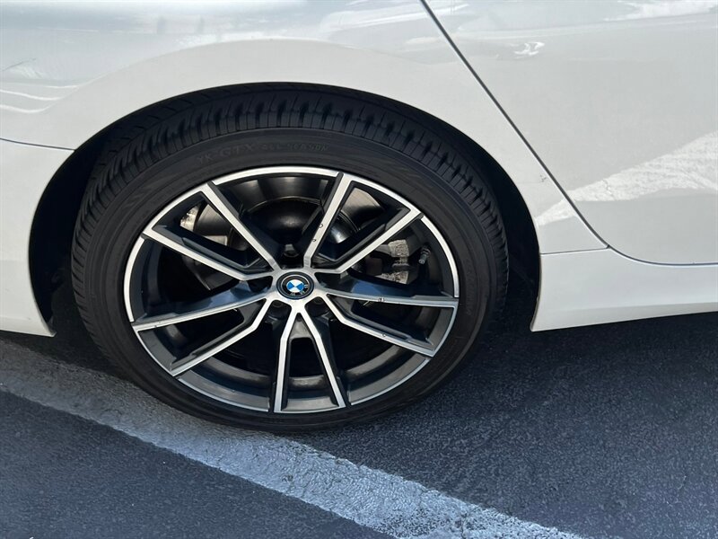 Used 2022 BMW 330e xDrive w/ Driving Assistance Package AWD/4WD image 44