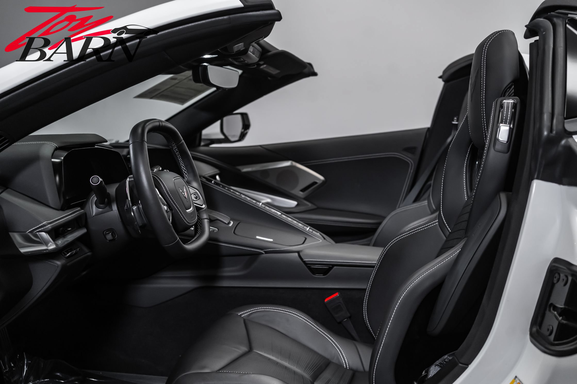 Used 2025 Chevrolet Corvette Stingray Preferred Conv w/ Z51 Performance Package RWD image 30