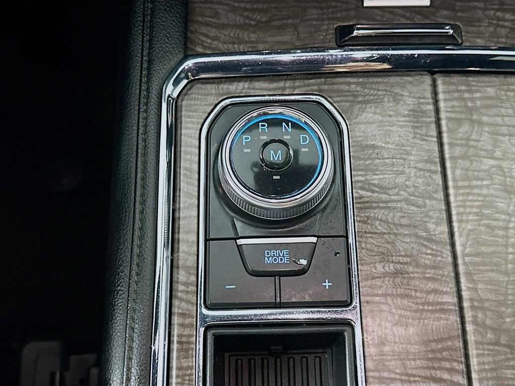 Used 2018 Ford Expedition Limited w/ Equipment Group 301A image 16