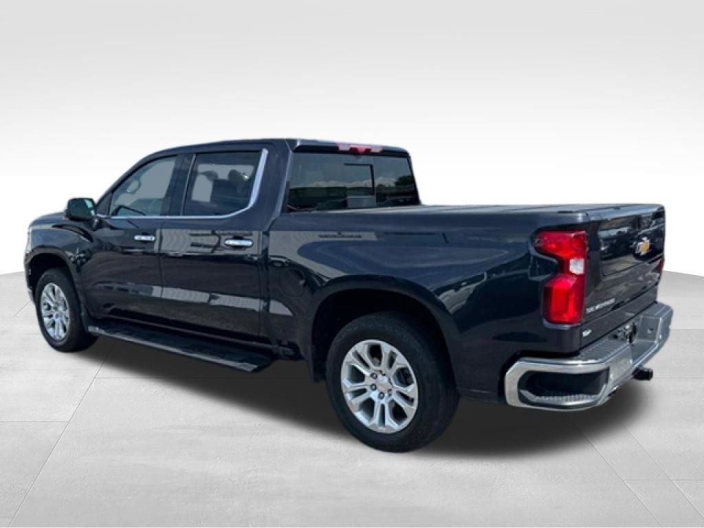 Used 2024 Chevrolet Silverado 1500 LTZ w/ LTZ Premium Package AWD/4WD image 5