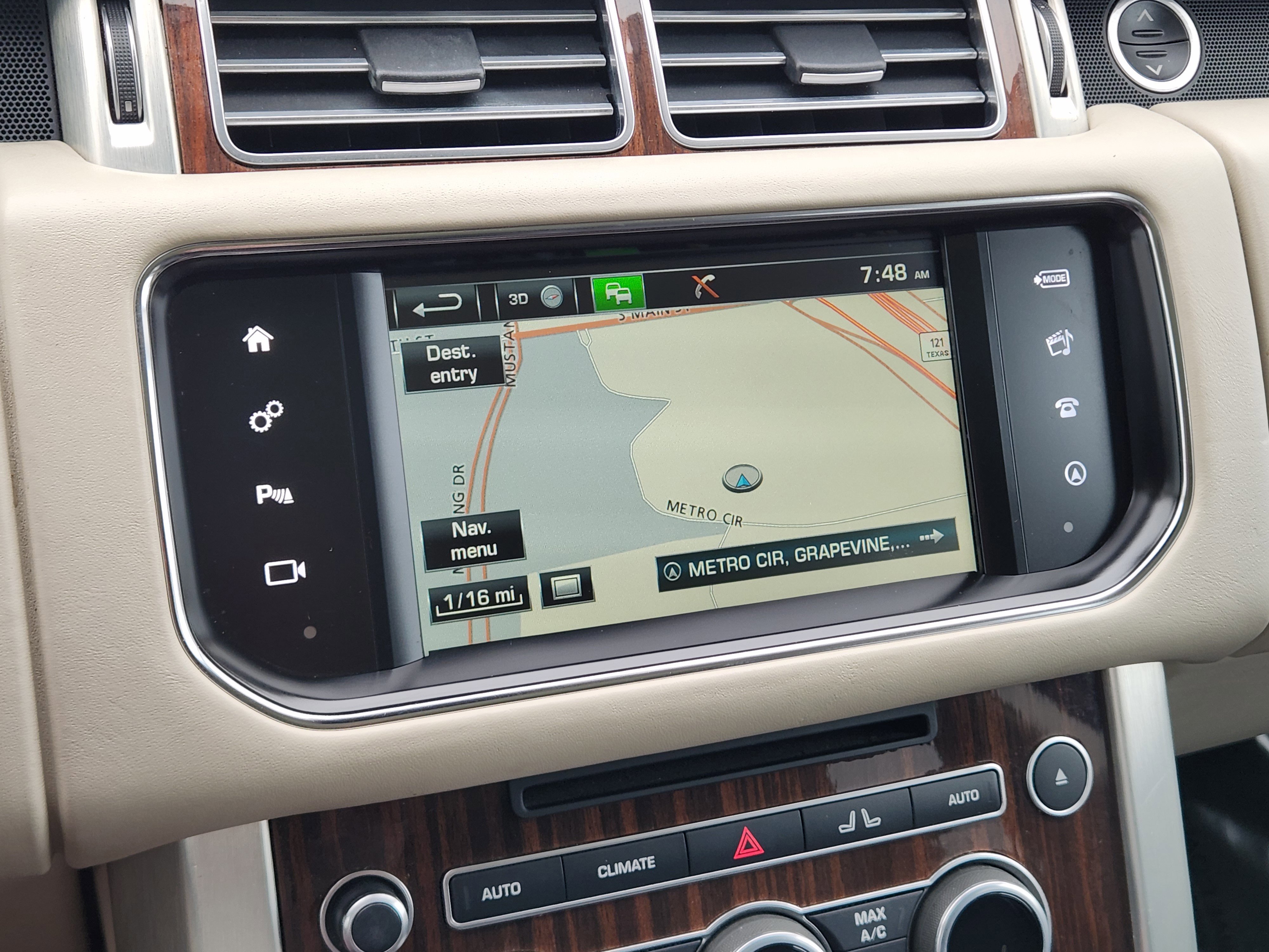 Used 2016 Land Rover Range Rover HSE AWD/4WD image 11