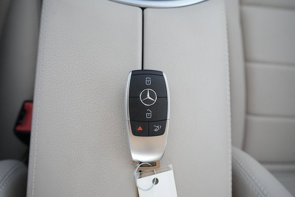 Used 2021 Mercedes-Benz C 300 4MATIC Sedan w/ Premium Package image 46