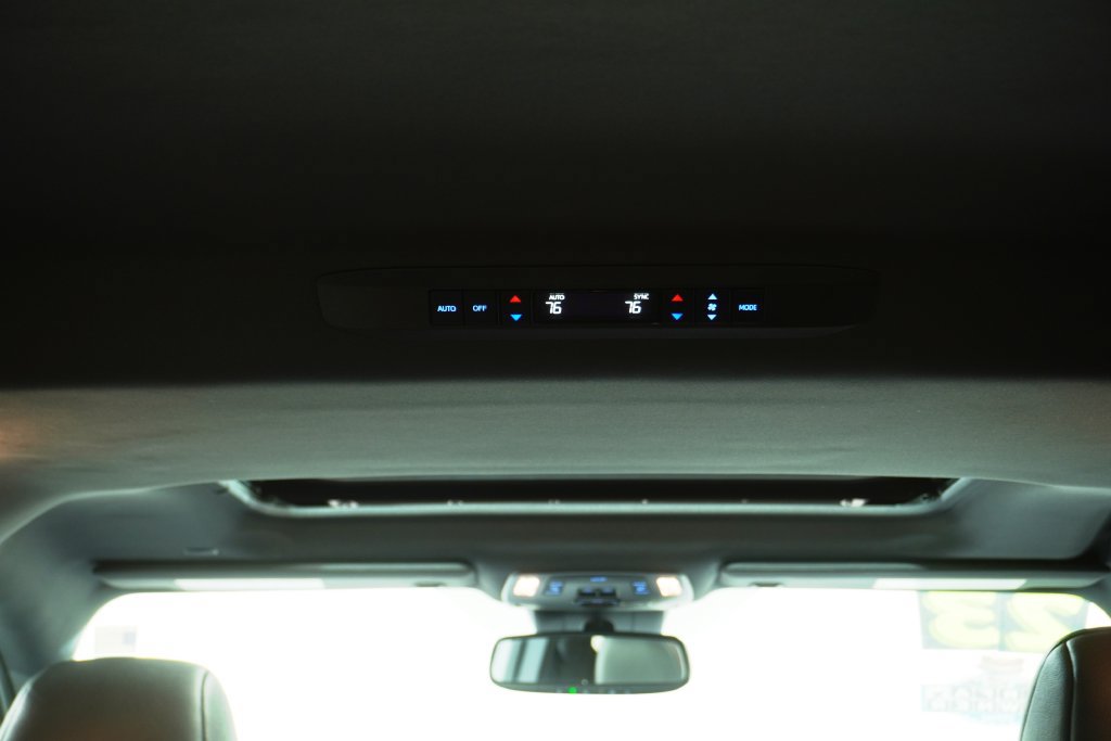 Certified 2023 Toyota Sienna XSE AWD/4WD image 9