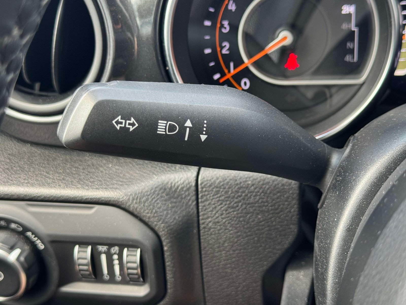 Used 2022 Jeep Wrangler Unlimited Sport AWD/4WD image 21