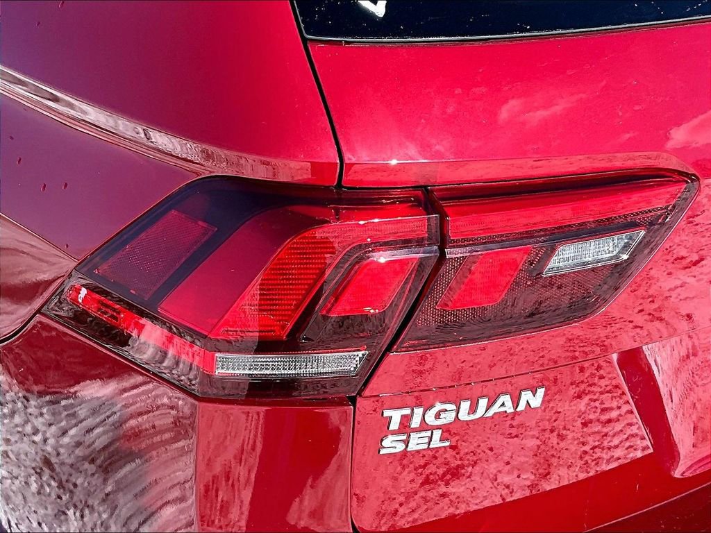 Used 2019 Volkswagen Tiguan SEL image 25