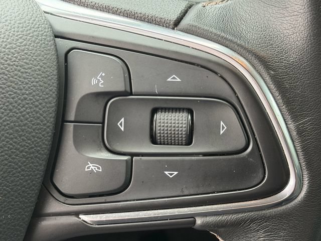 Used 2023 Buick Encore GX Select w/ Sport Touring Package FWD image 22
