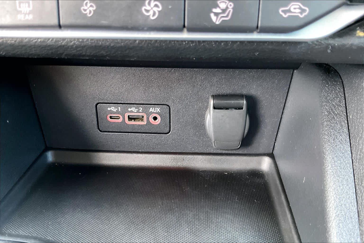 Used 2021 Nissan Sentra SV FWD image 29