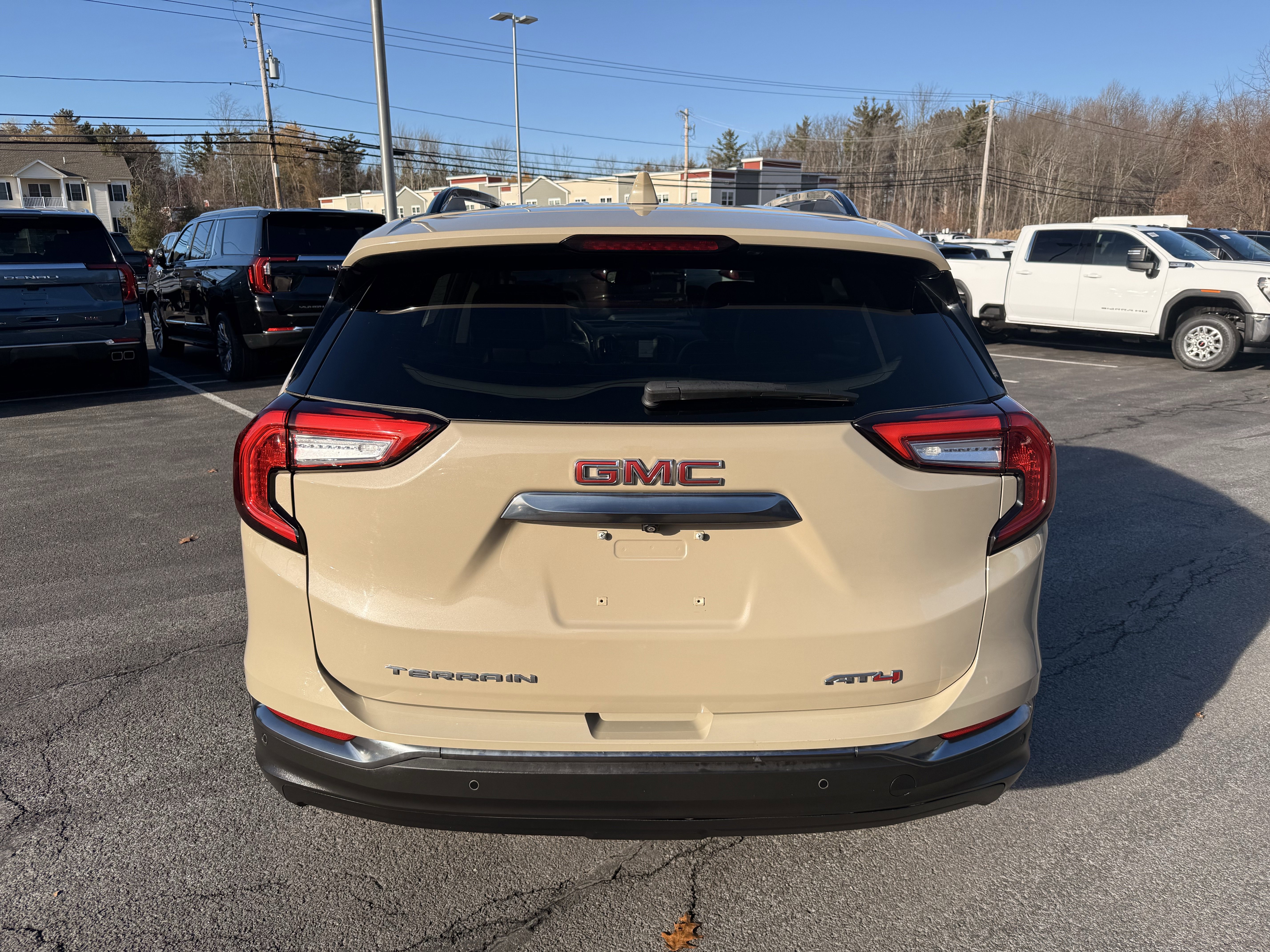 Certified 2022 GMC Terrain AT4 w/ Infotainment Package II image 4
