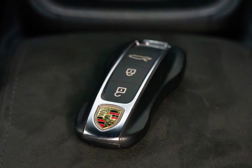 Used 2023 Porsche 911 Carrera GTS image 20