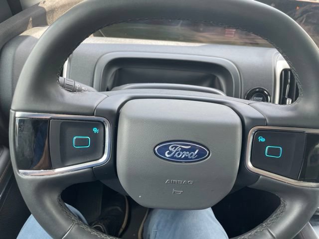 Used 2025 Ford Expedition Max Active RWD image 12