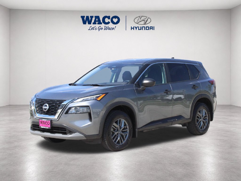 Used 2022 Nissan Rogue S FWD image 3