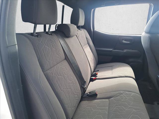 Certified 2019 Toyota Tacoma TRD Off-Road AWD/4WD image 16