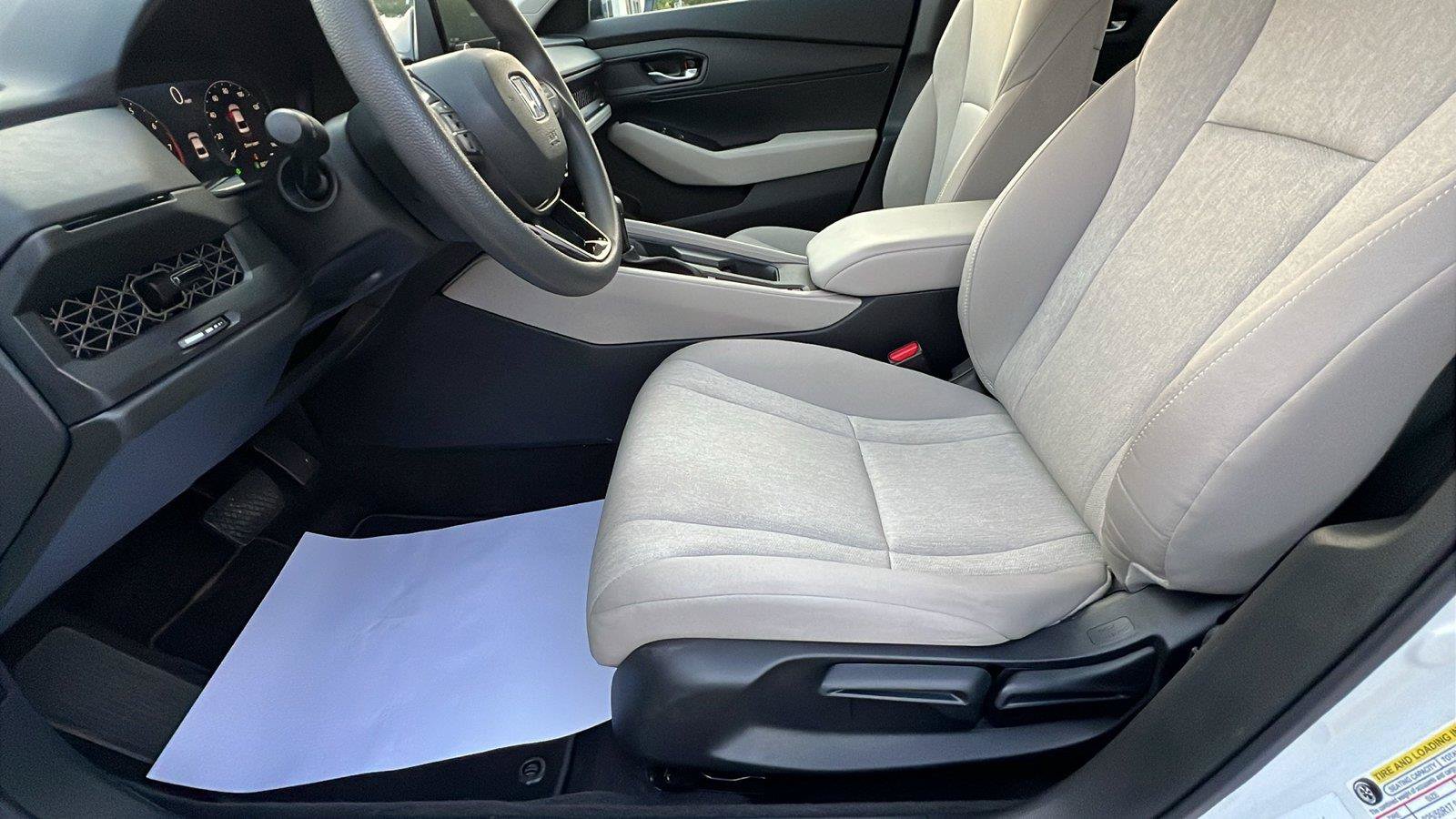 Certified 2025 Honda Accord LX image 21