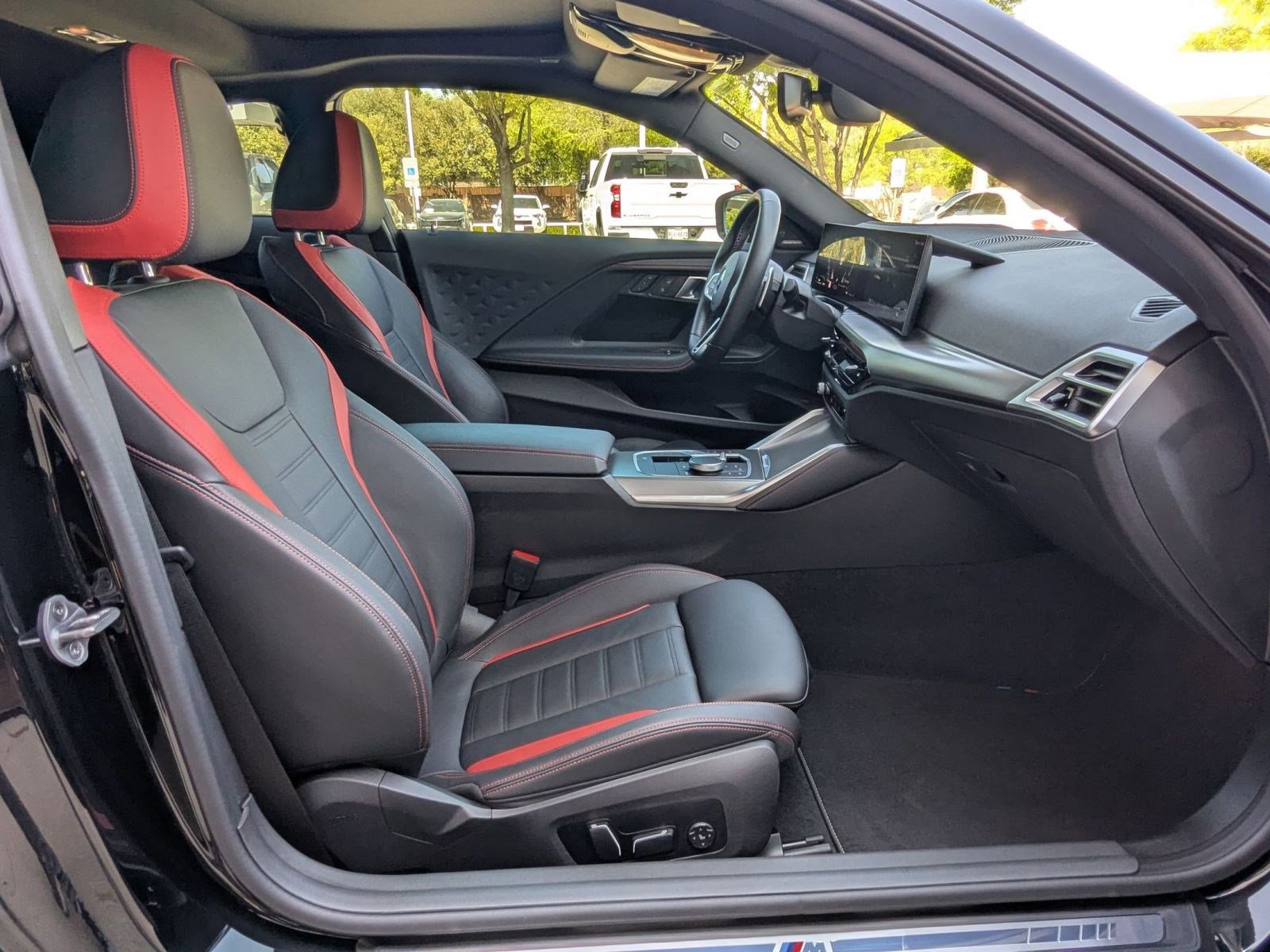 Used 2025 BMW M240i Coupe w/ Premium Package image 22