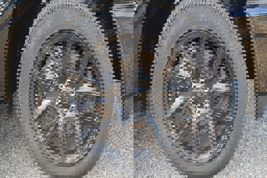 Used 2025 RAM 1500 Laramie w/ Night Edition image 7