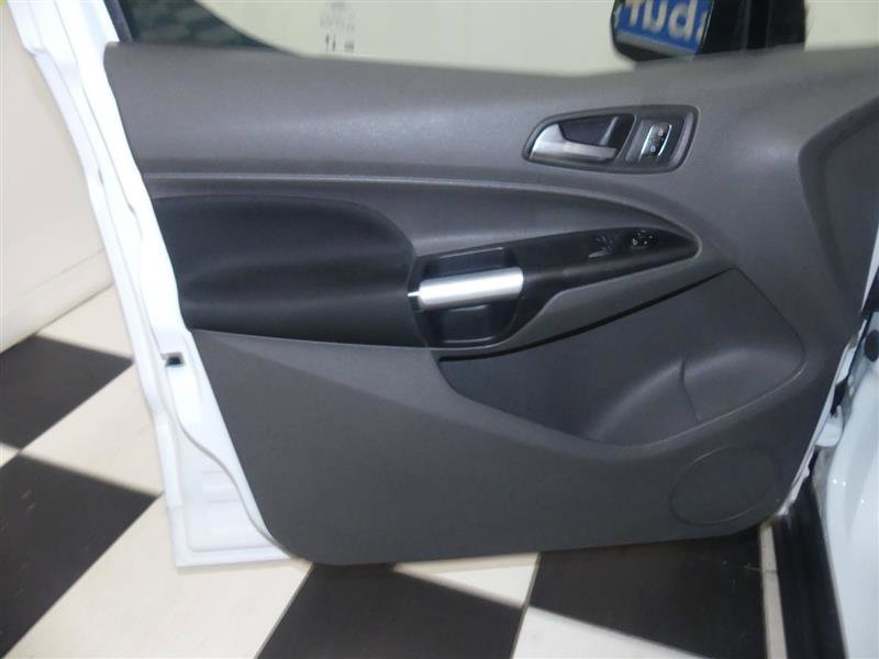 Used 2023 Ford Transit Connect XLT image 20