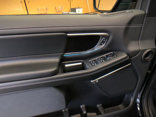 New 2026 Ford Expedition Platinum AWD/4WD image 12