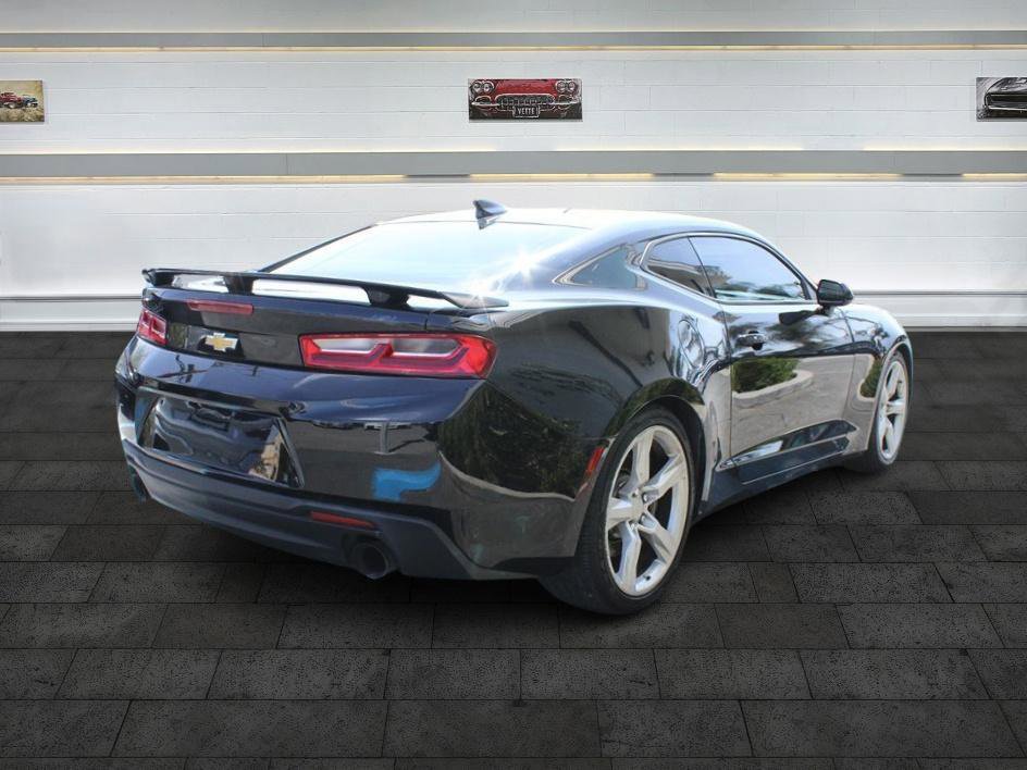 Used 2018 Chevrolet Camaro SS image 6