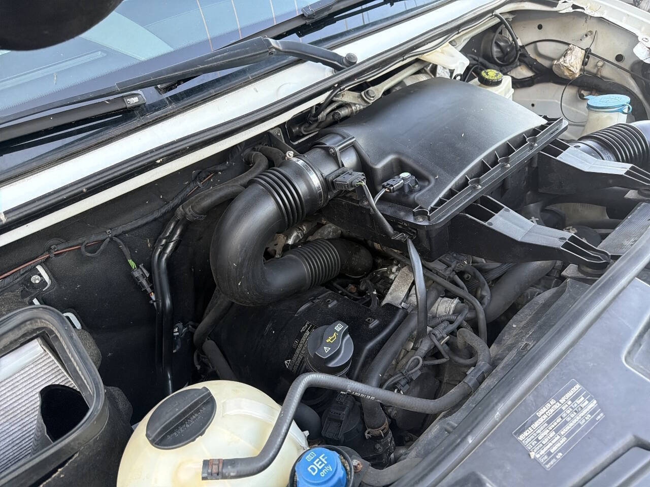 Used 2014 Mercedes-Benz Sprinter 2500 image 11