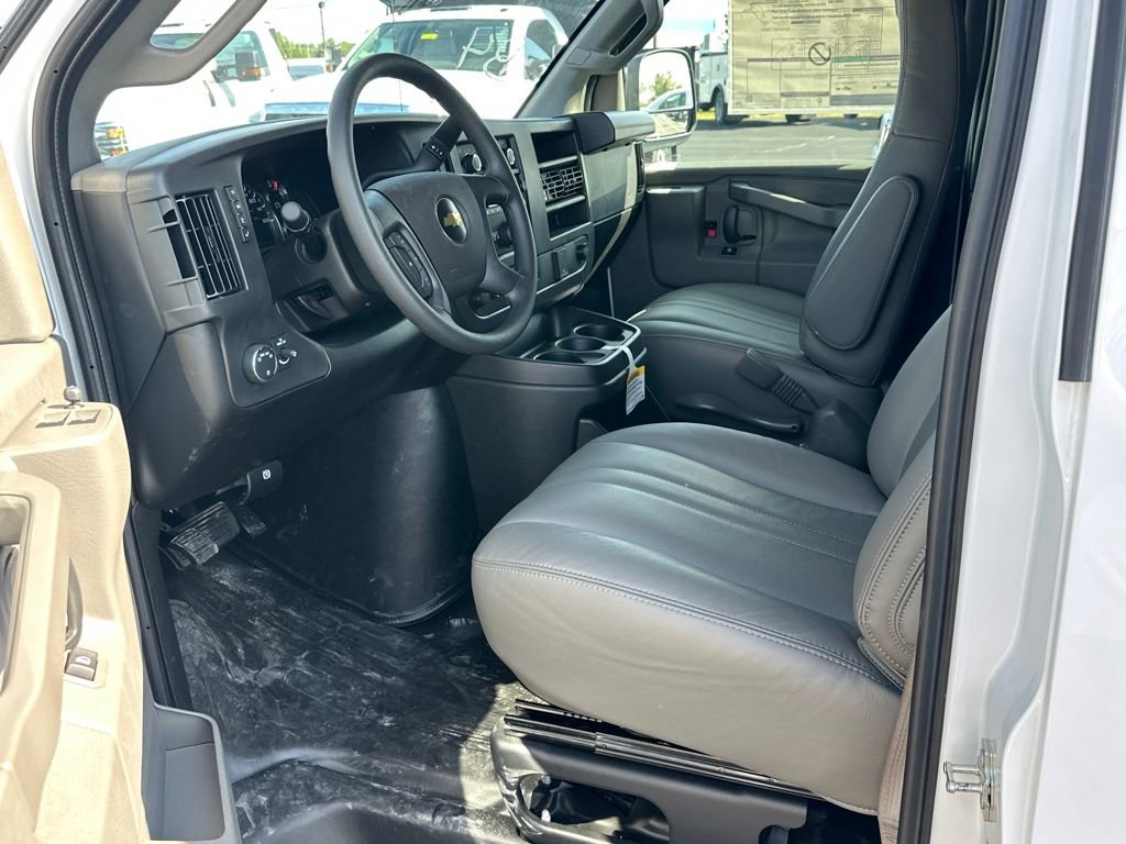New 2025 Chevrolet Express 3500 Extended w/ Driver Convenience Package image 16