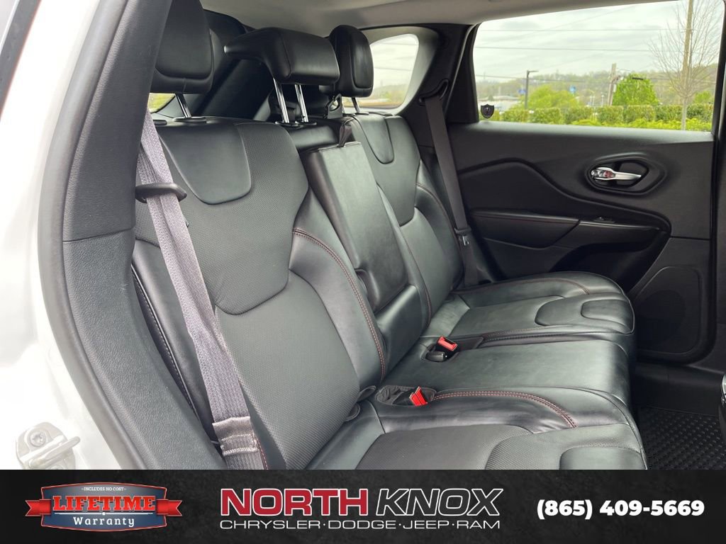 Used 2022 Jeep Cherokee Trailhawk w/ Sun, Sound & Nav Group image 23