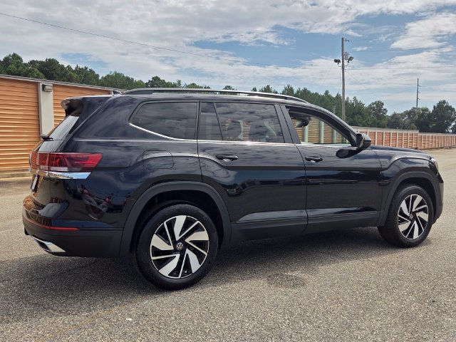 Certified 2026 Volkswagen Atlas SE FWD image 15