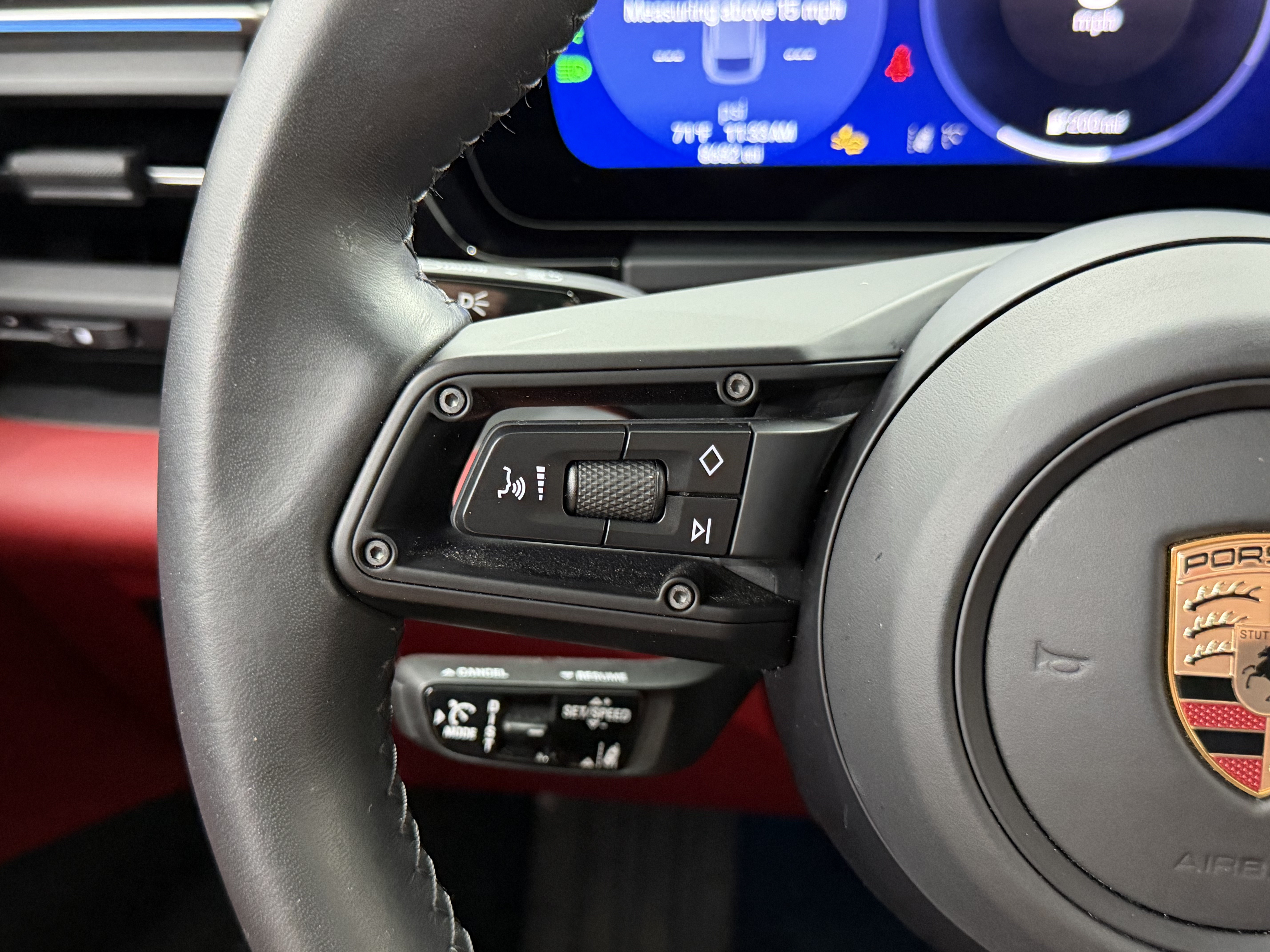 Used 2025 Porsche Macan 4S Electric AWD/4WD image 49