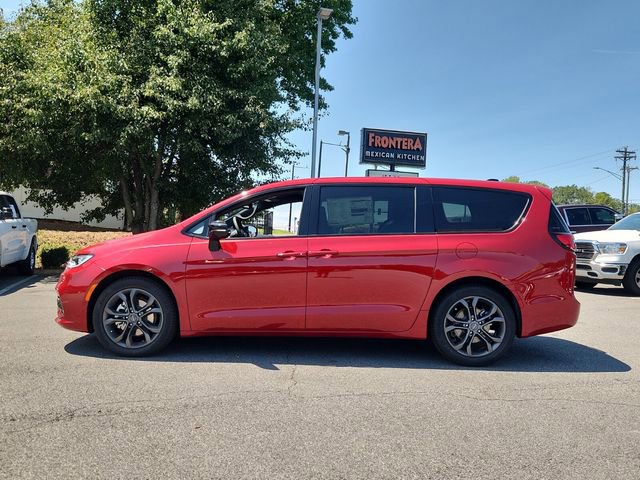 New 2026 Chrysler Pacifica Select image 19