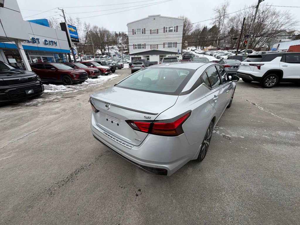 Used 2022 Nissan Altima 2.5 SR image 5