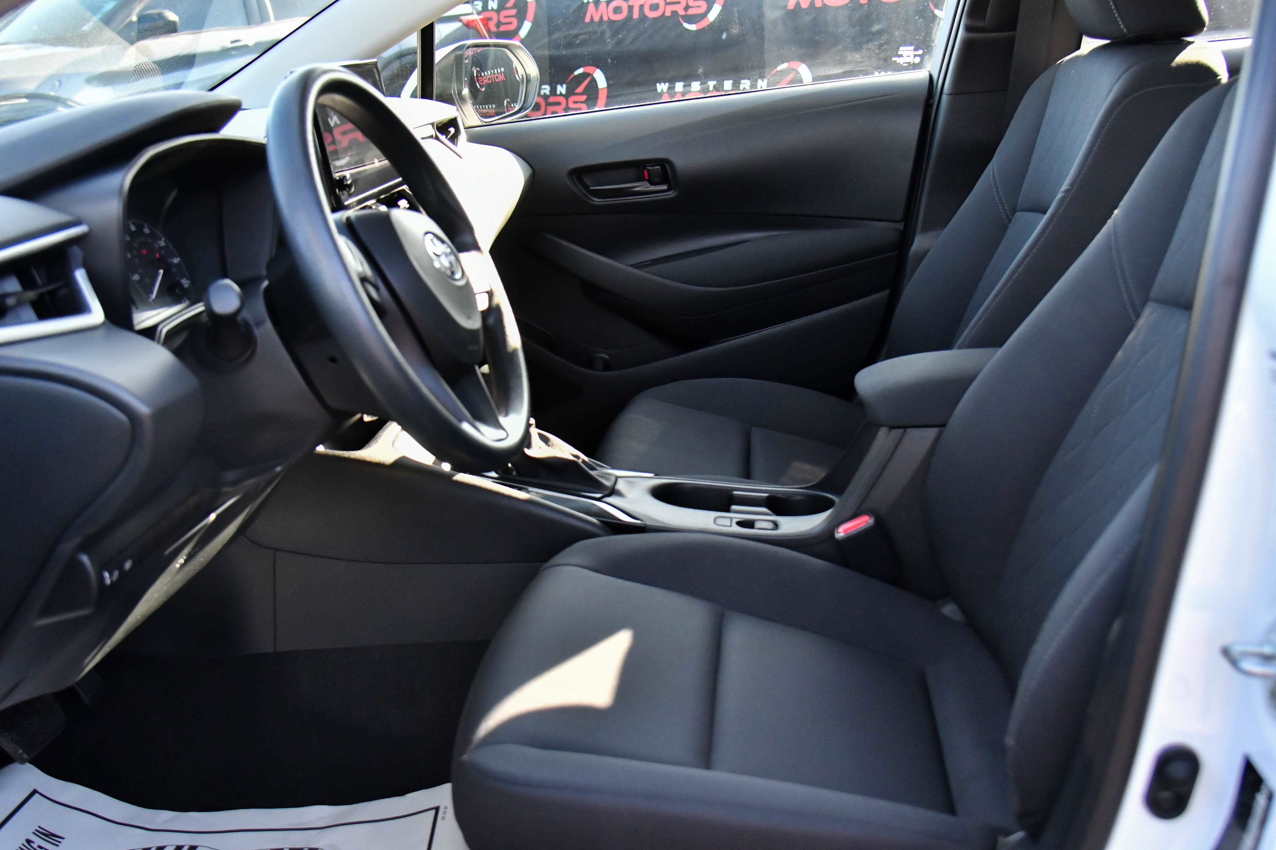 Used 2024 Toyota Corolla LE image 16