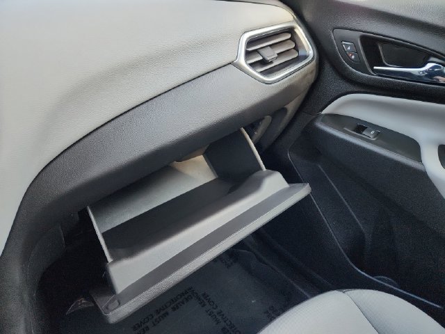 Used 2020 Chevrolet Equinox LS w/ LS Convenience Package FWD image 45