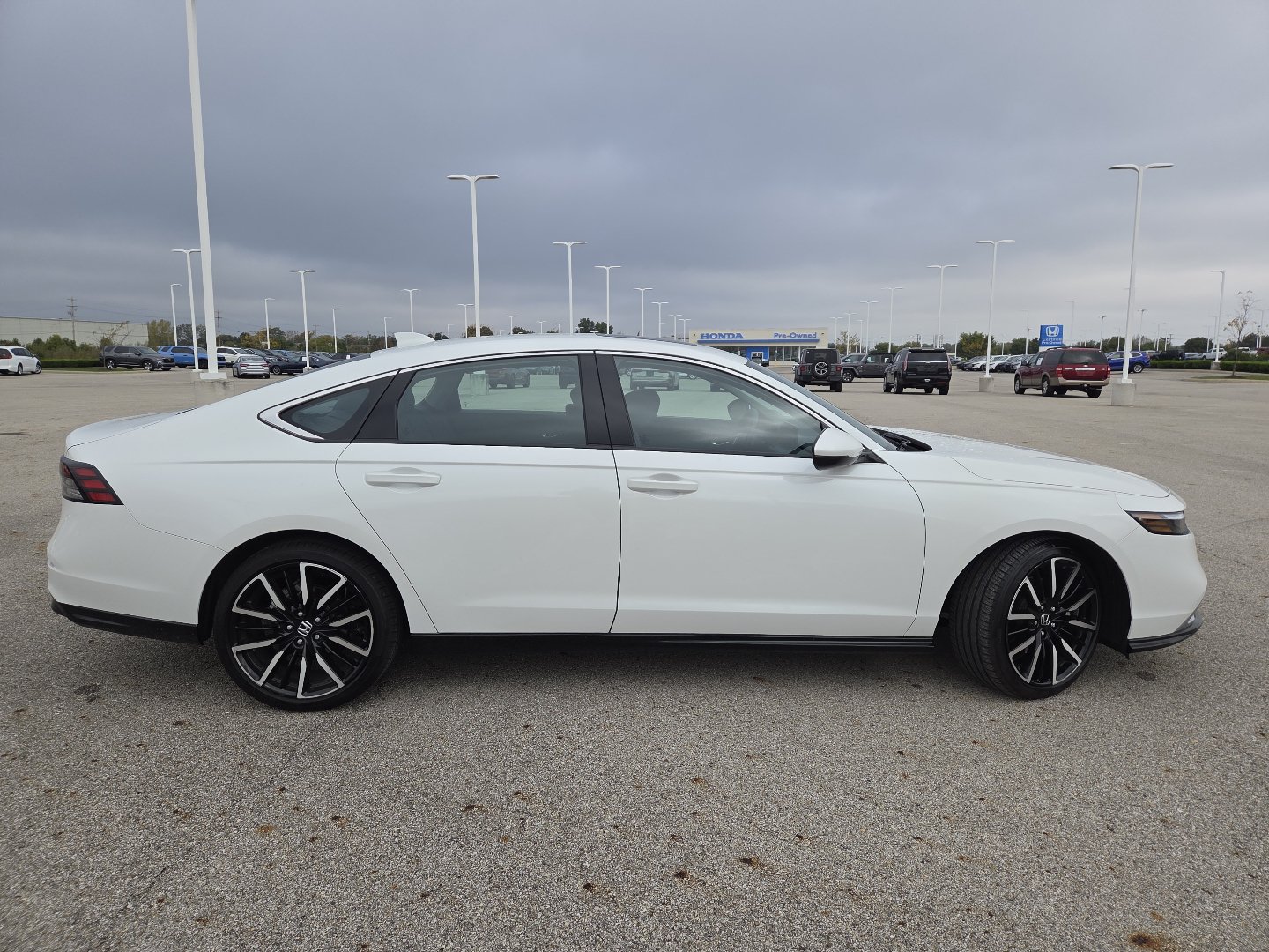Used 2025 Honda Accord Touring image 21