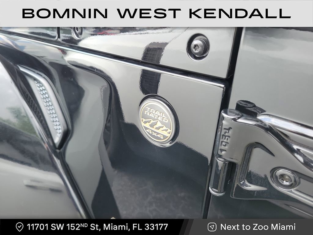 Used 2024 Jeep Wrangler Unlimited Rubicon 392 image 7