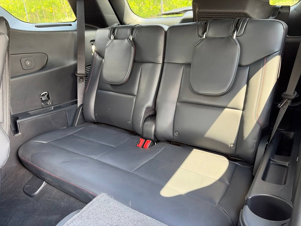 Used 2025 Ford Explorer ST-Line w/ Premium Package AWD/4WD image 19