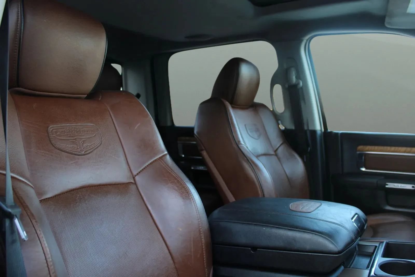 Used 2014 RAM 2500 Longhorn w/ Convenience Group AWD/4WD image 18