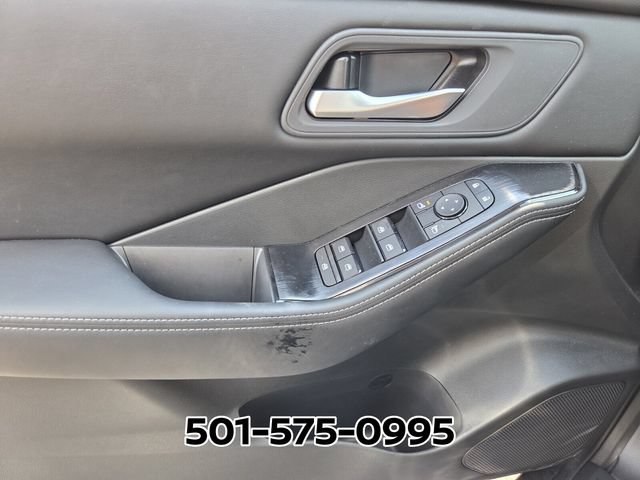 Used 2026 Nissan Rogue SV w/ Cold Weather Package FWD image 34