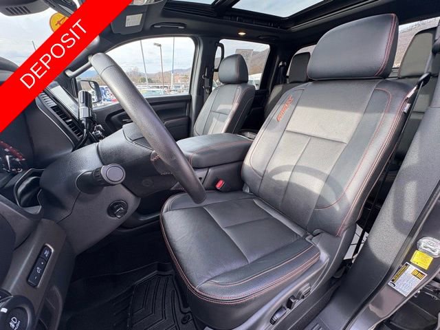 Used 2024 Nissan Titan PRO-4X w/ Pro-4x Convenience Package image 29