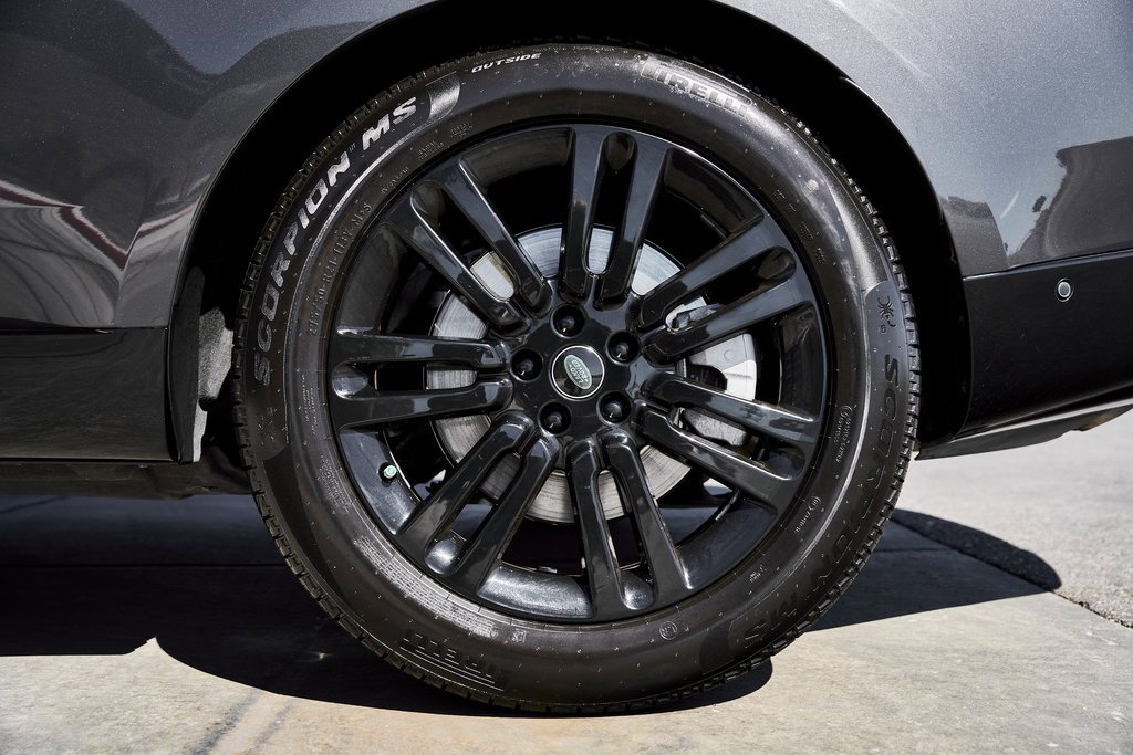 Used 2024 Land Rover Range Rover SE image 17