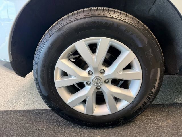 Used 2013 Nissan Murano SV image 17