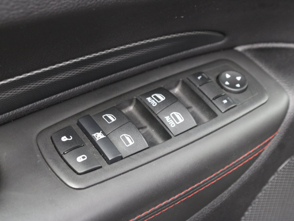 Used 2025 Dodge Durango R/T AWD/4WD image 59