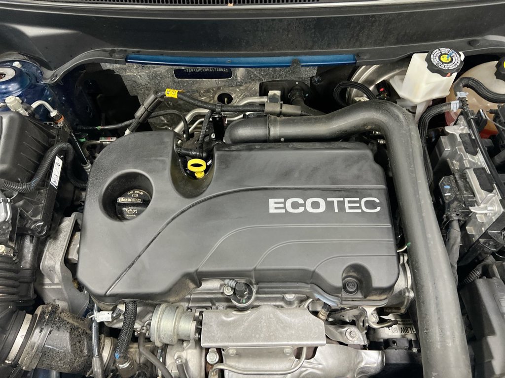 Used 2022 Chevrolet Equinox LS FWD image 24