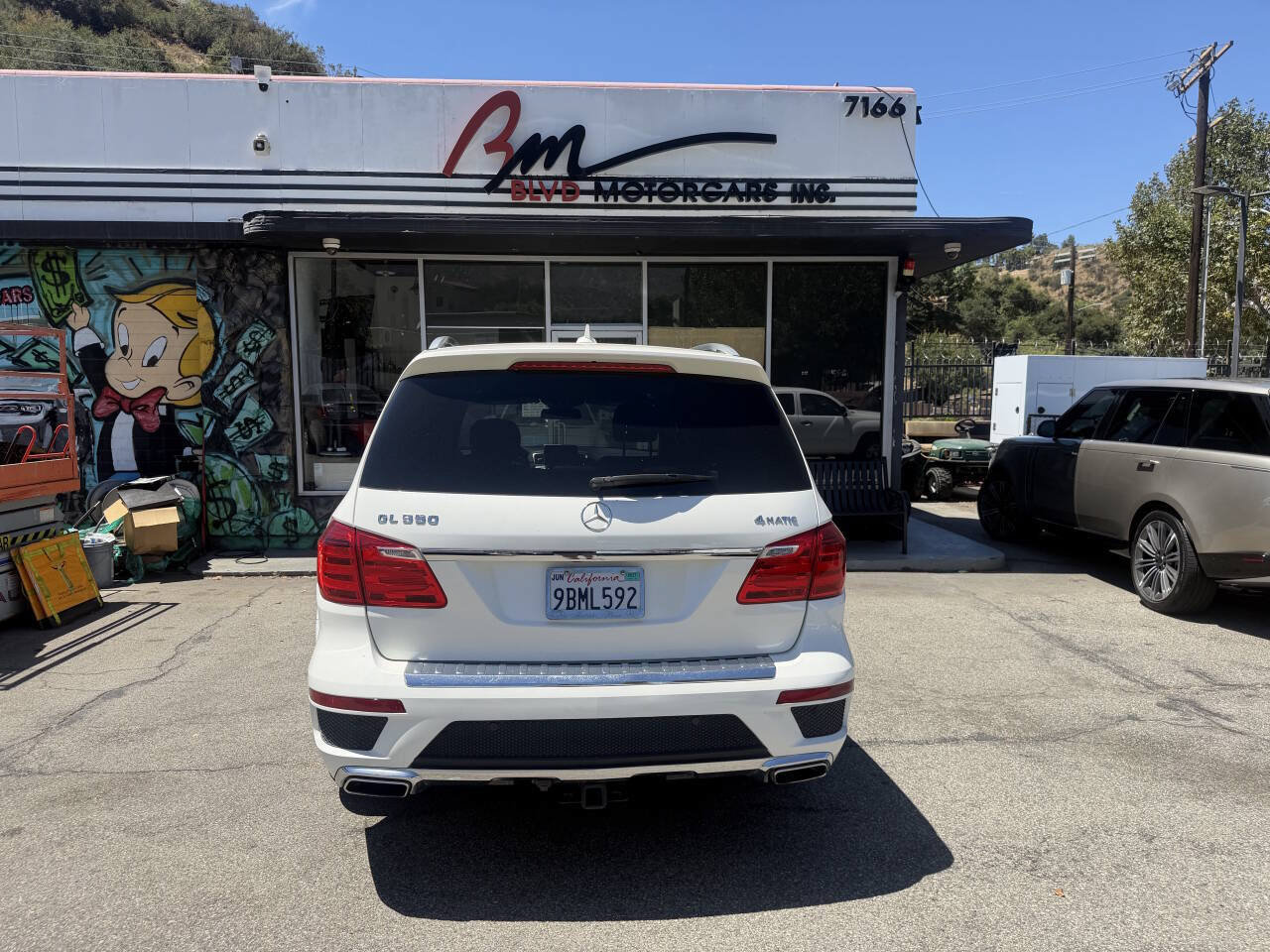 Used 2014 Mercedes-Benz GL 550 4MATIC image 4