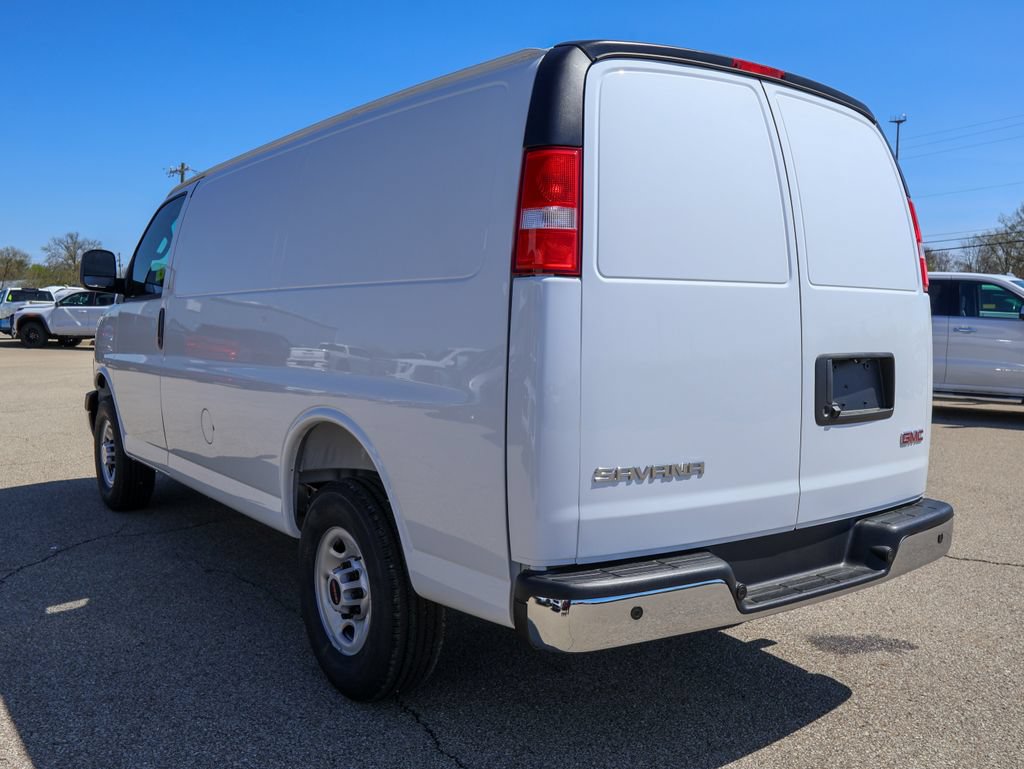 New 2026 GMC Savana 2500 w/ Driver Convenience Package RWD image 20