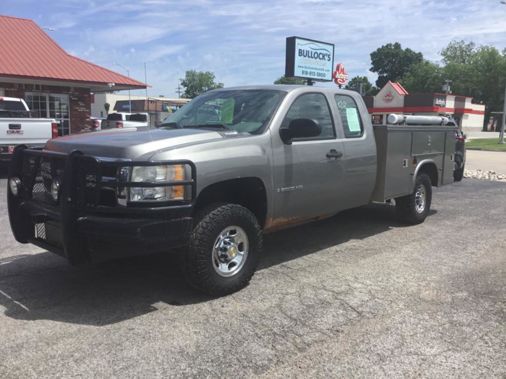 Used 2009 Chevrolet Silverado 2500 W/T AWD/4WD image 1