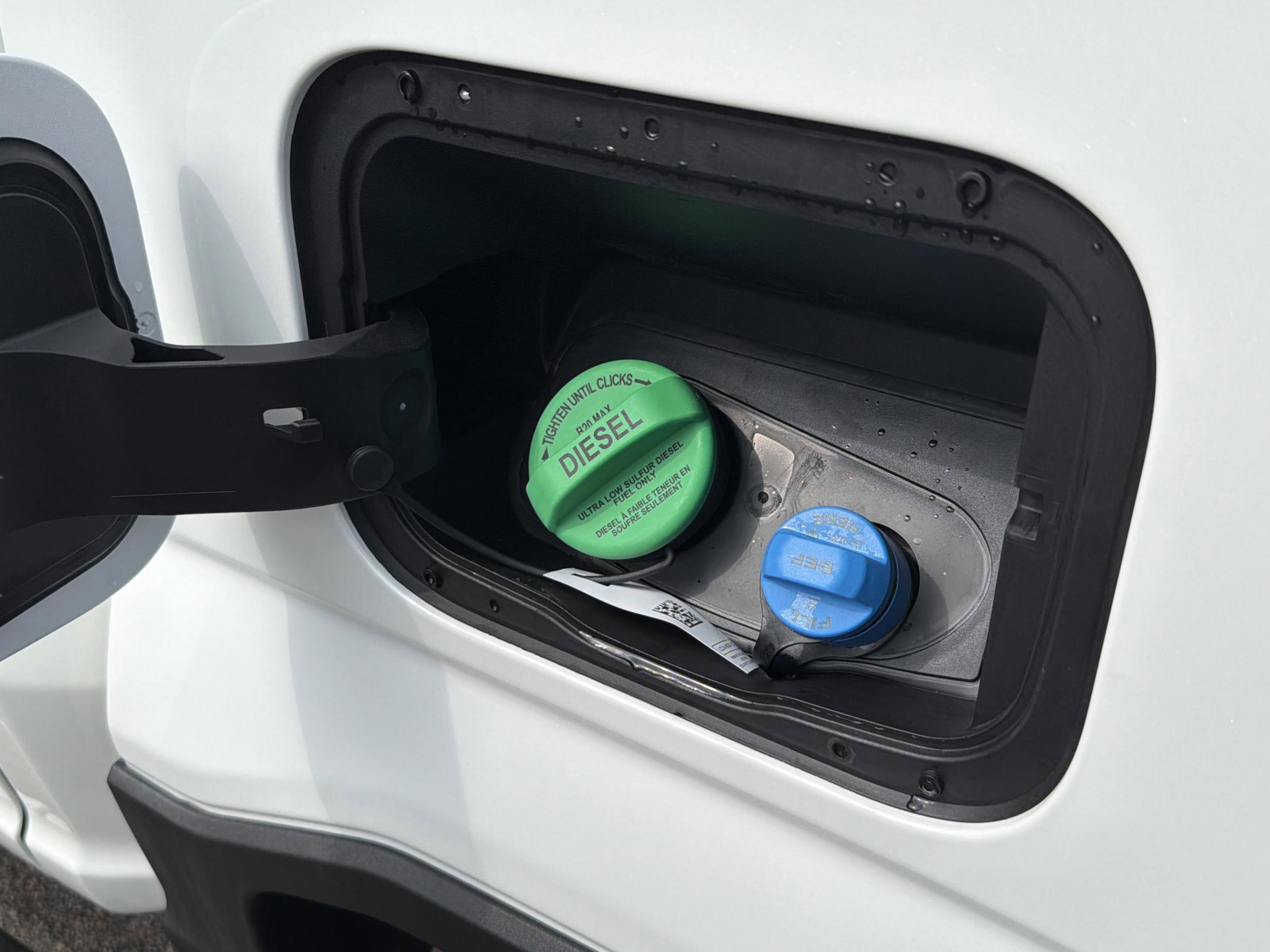 New 2026 Ford F250 Platinum w/ Tremor Off-Road Package image 33