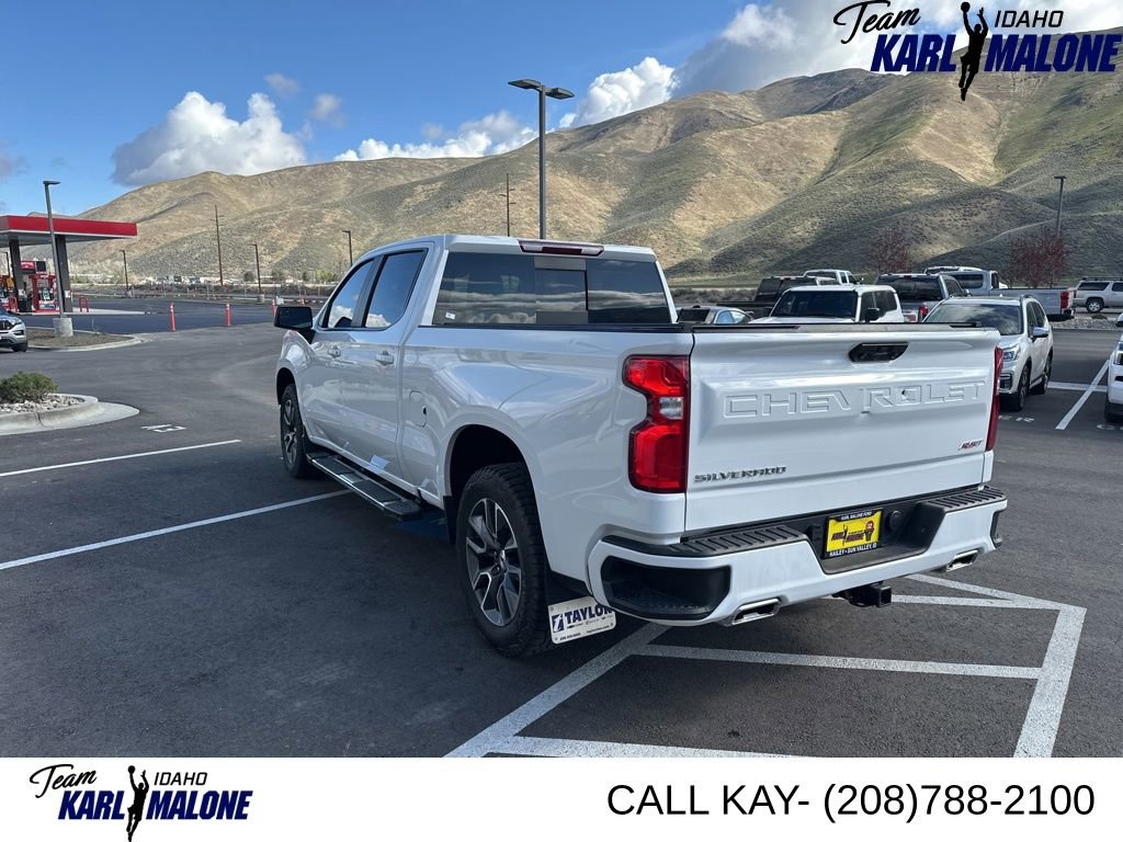 Used 2023 Chevrolet Silverado 1500 RST AWD/4WD image 2
